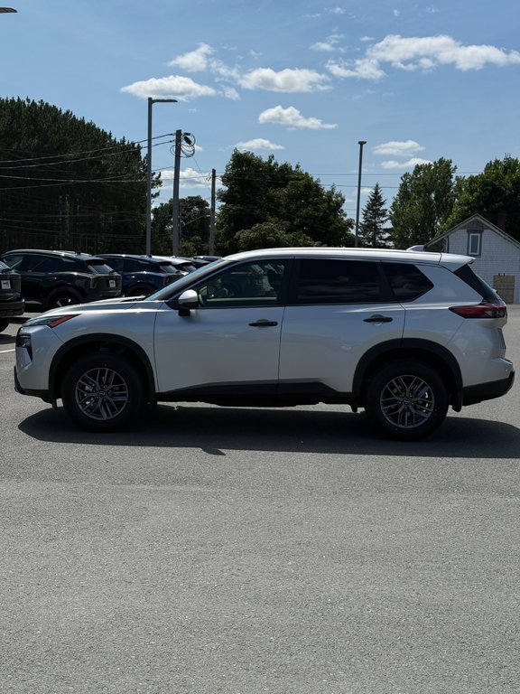 Nissan Rogue S 2025 à Miramichi, Nouveau-Brunswick - 2 - w1024h768px