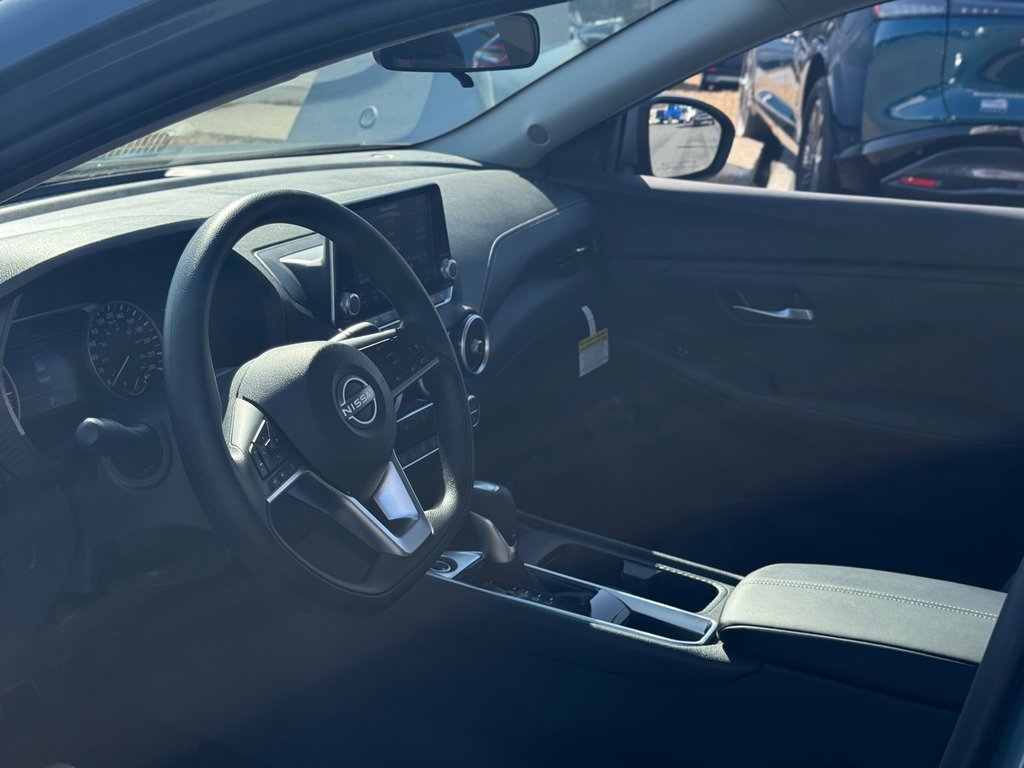 2025 Nissan Sentra SV in Miramichi, New Brunswick - 9 - w1024h768px