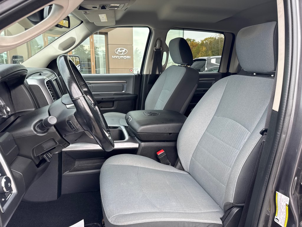 Ram 1500 Classic SLT 2022 à Miramichi, Nouveau-Brunswick - 8 - w1024h768px