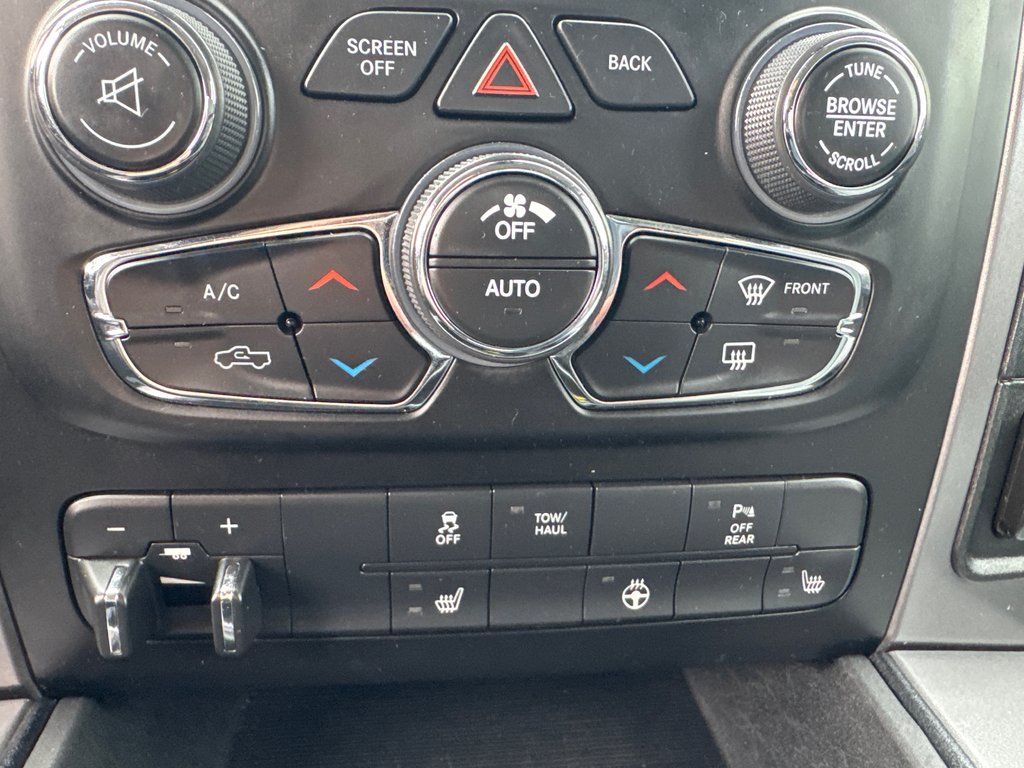 Ram 1500 Classic SLT 2022 à Miramichi, Nouveau-Brunswick - 7 - w1024h768px