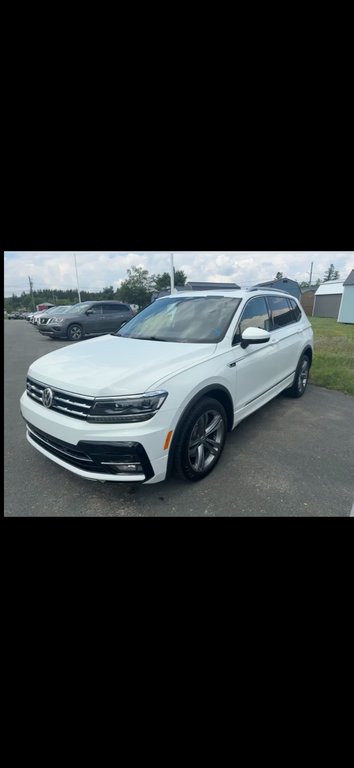 2021 Volkswagen Tiguan Highline in Miramichi, New Brunswick - 2 - w1024h768px
