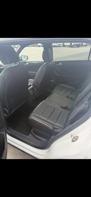 2021 Volkswagen Tiguan Highline in Miramichi, New Brunswick - 4 - w1024h768px
