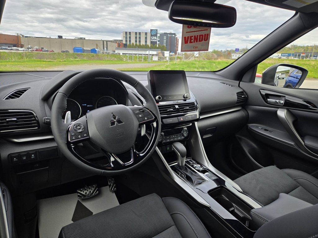 2025 Mitsubishi ECLIPSE CROSS NOIR S-AWC in Riviere-du-Loup, Quebec - 6 - w1024h768px