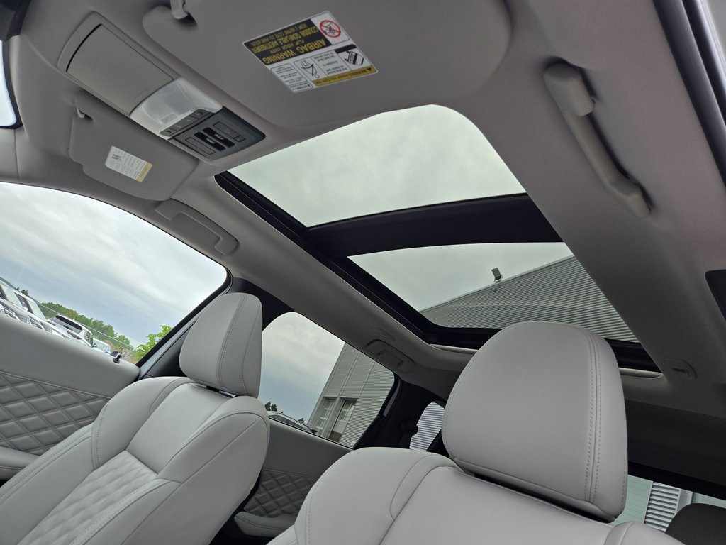 Mitsubishi OUTLANDER PHEV SEL S-AWC 2025 à Rivière-du-Loup, Québec - 7 - w1024h768px