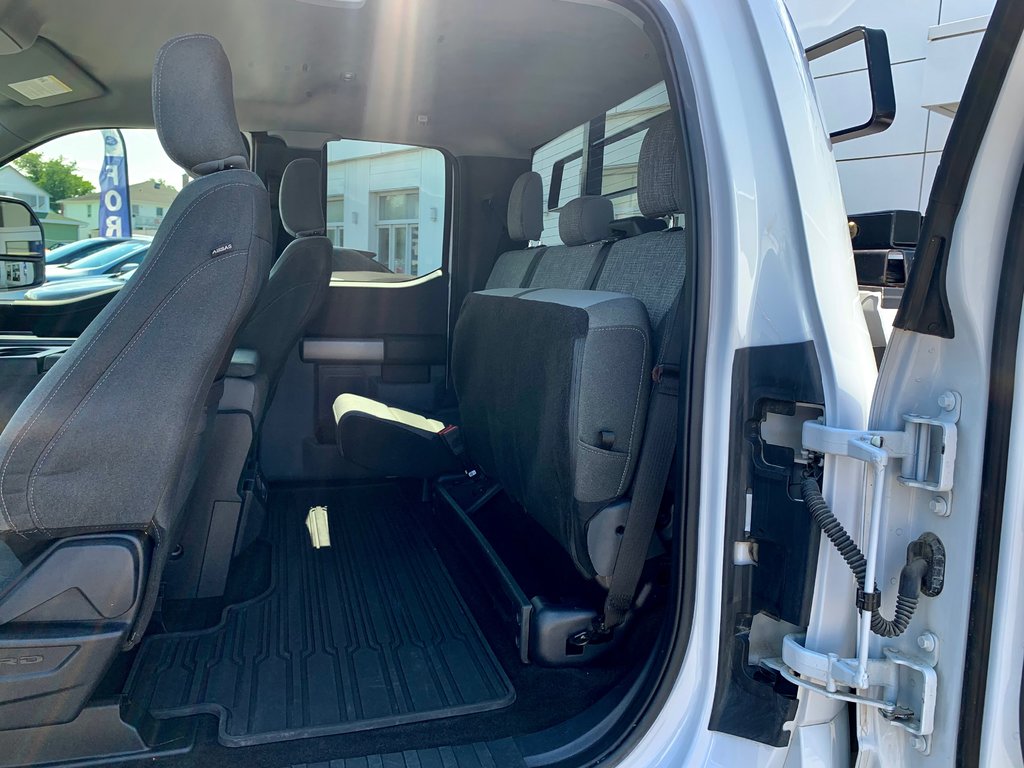 Ford F-150 XLT SUPERCAB  301A 2022 à Matane, Québec - 9 - w1024h768px