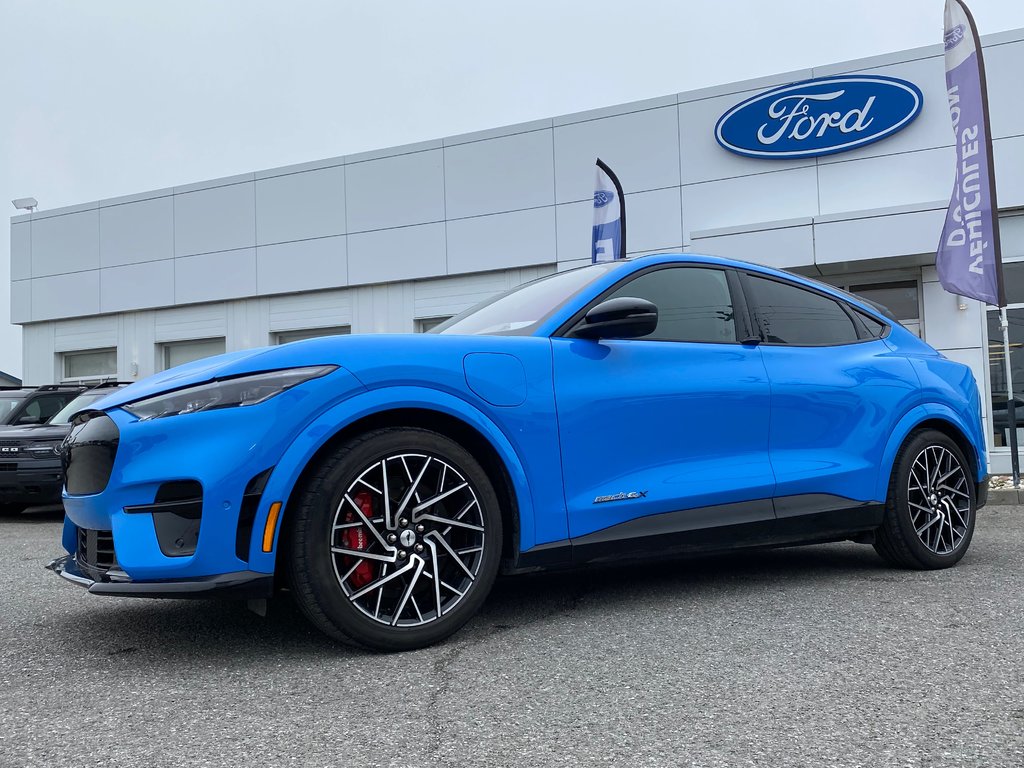 2022 Ford Mustang MACH-E GT Performance AWD in Matane, Quebec - 9 - w1024h768px