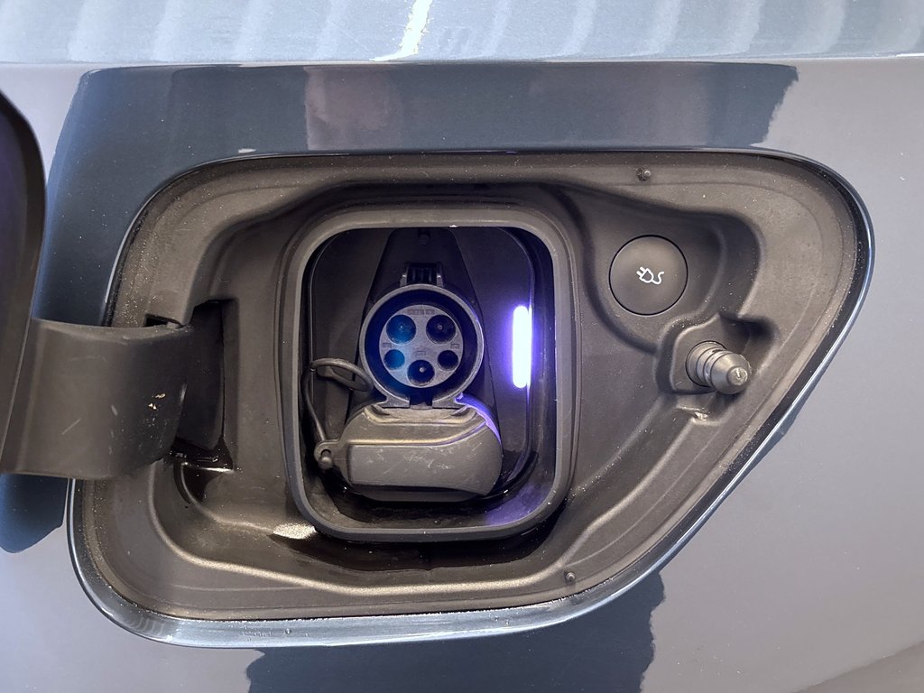 Polestar 2 Launch Edition 2021 à Brossard, Québec - 19 - w1024h768px