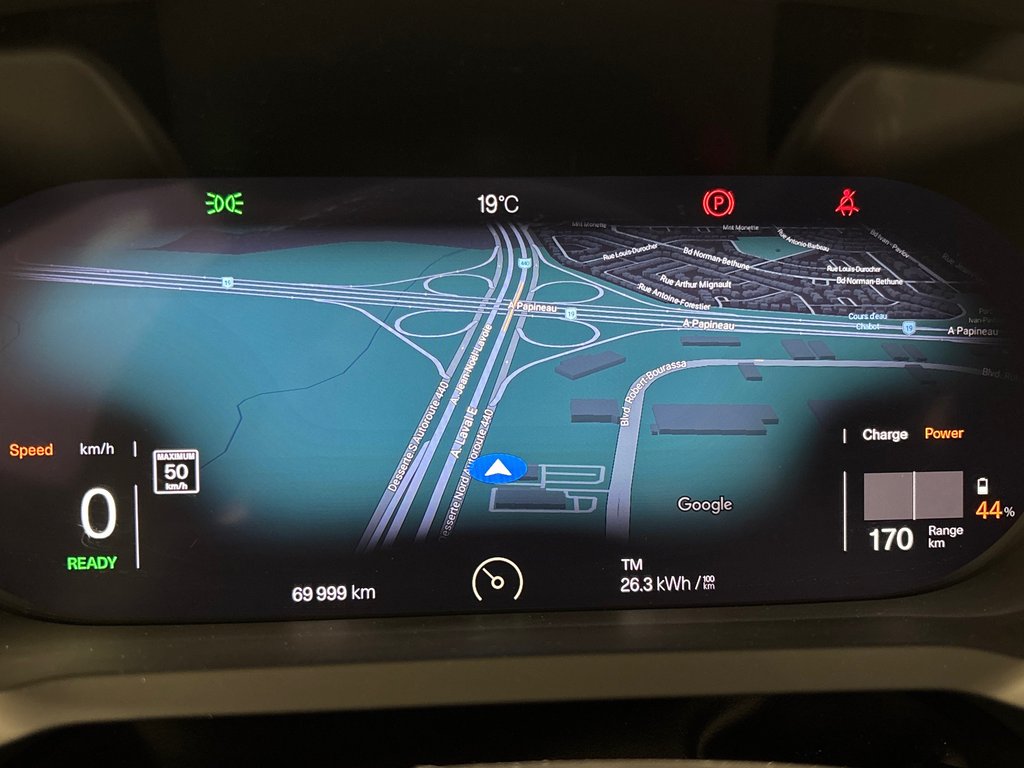 Polestar 2 BASE 2022 à Brossard, Québec - 11 - w1024h768px