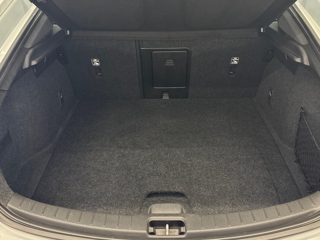 2022 Polestar 2 BASE in Laval, Quebec - 18 - w1024h768px