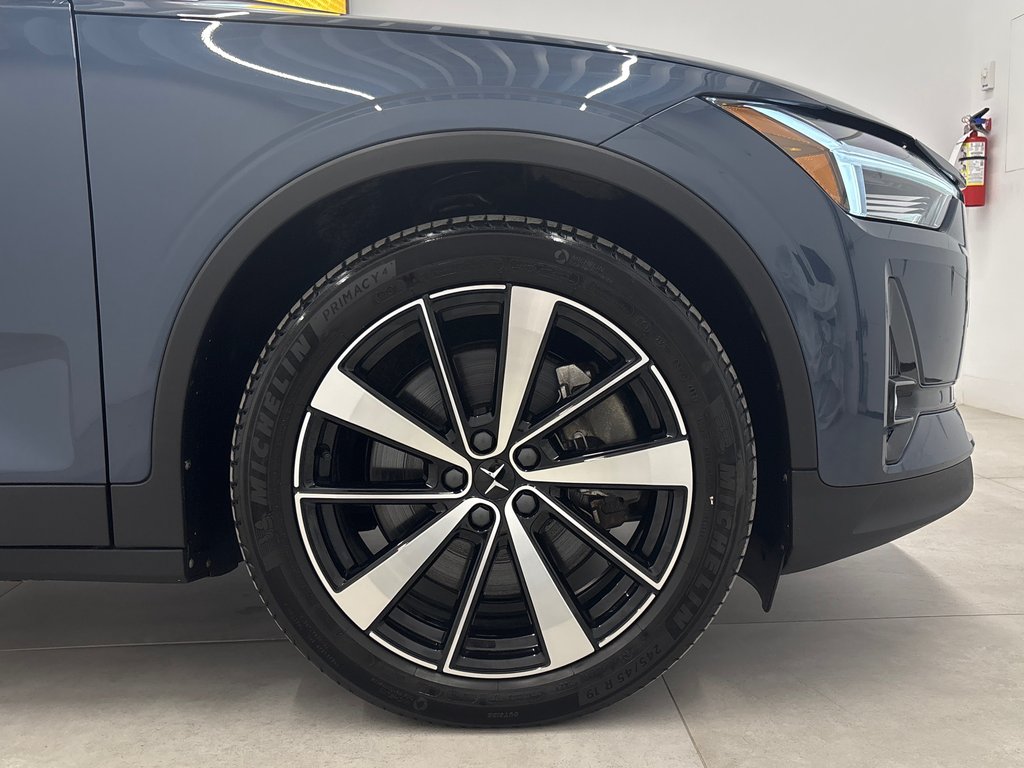 Polestar 2 BASE 2022 à Laval, Québec - 8 - w1024h768px