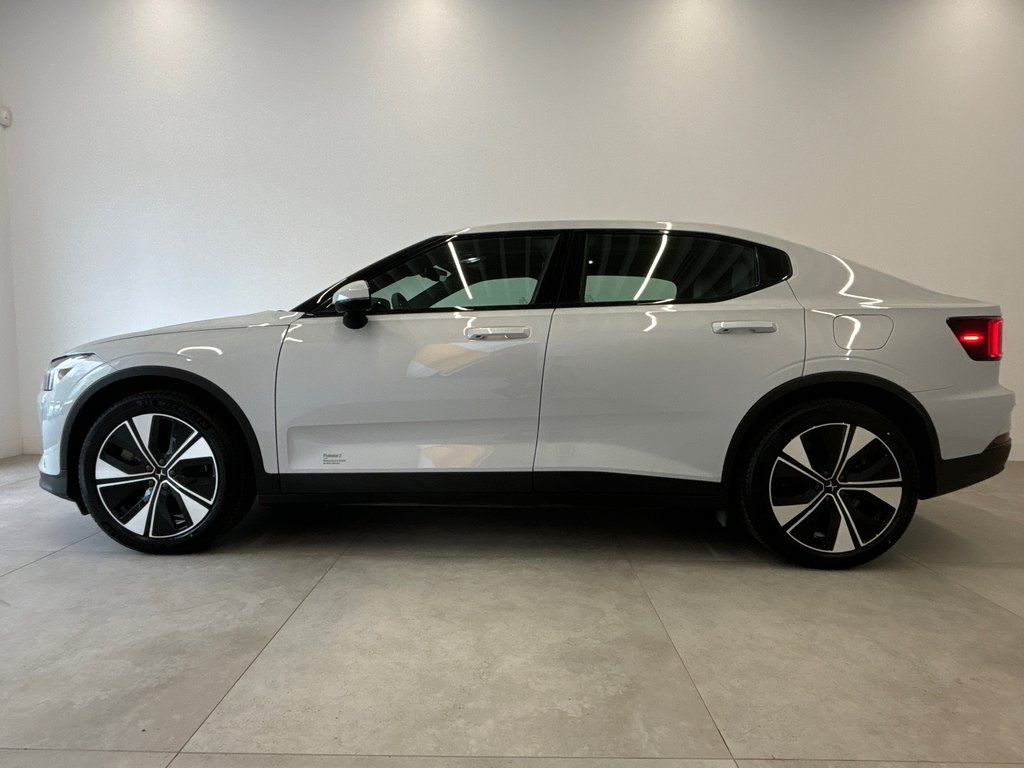 Polestar 2 BASE 2023 à Laval, Québec - 8 - w1024h768px