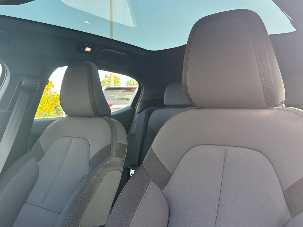 2023 Polestar 2 Plus in Laval, Quebec - 8 - w1024h768px