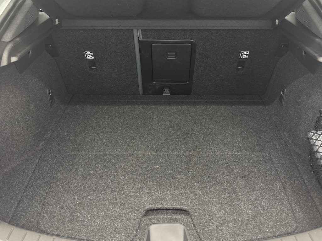 Polestar 2 Plus 2023 à Brossard, Québec - 10 - w1024h768px