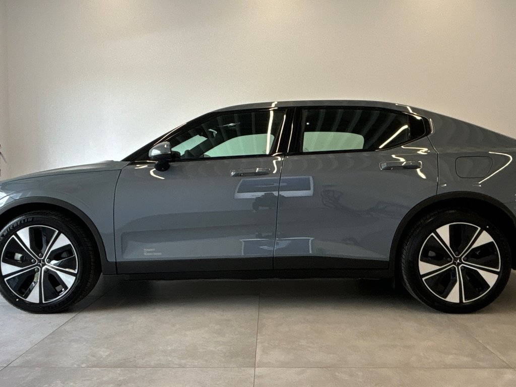 Polestar 2 Plus 2024 à Laval, Québec - 7 - w1024h768px