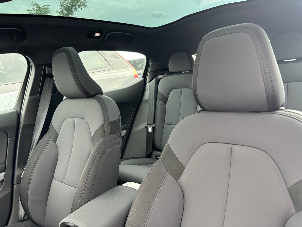 2024 Polestar 2 Plus in Laval, Quebec - 6 - w1024h768px