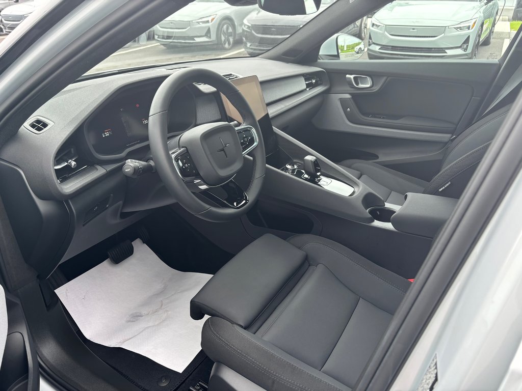 Polestar 2 Plus 2024 à Laval, Québec - 6 - w1024h768px