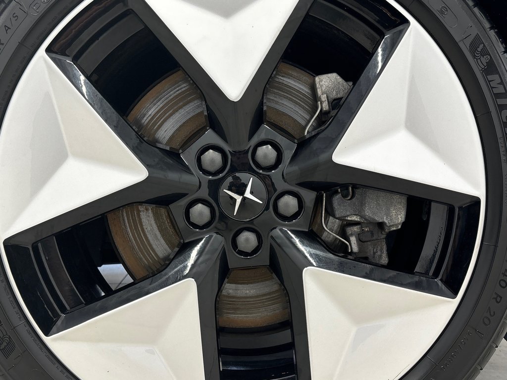 Polestar 2 Plus 2024 à Laval, Québec - 7 - w1024h768px