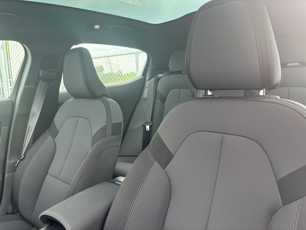 2024 Polestar 2 Plus in Laval, Quebec - 6 - w1024h768px