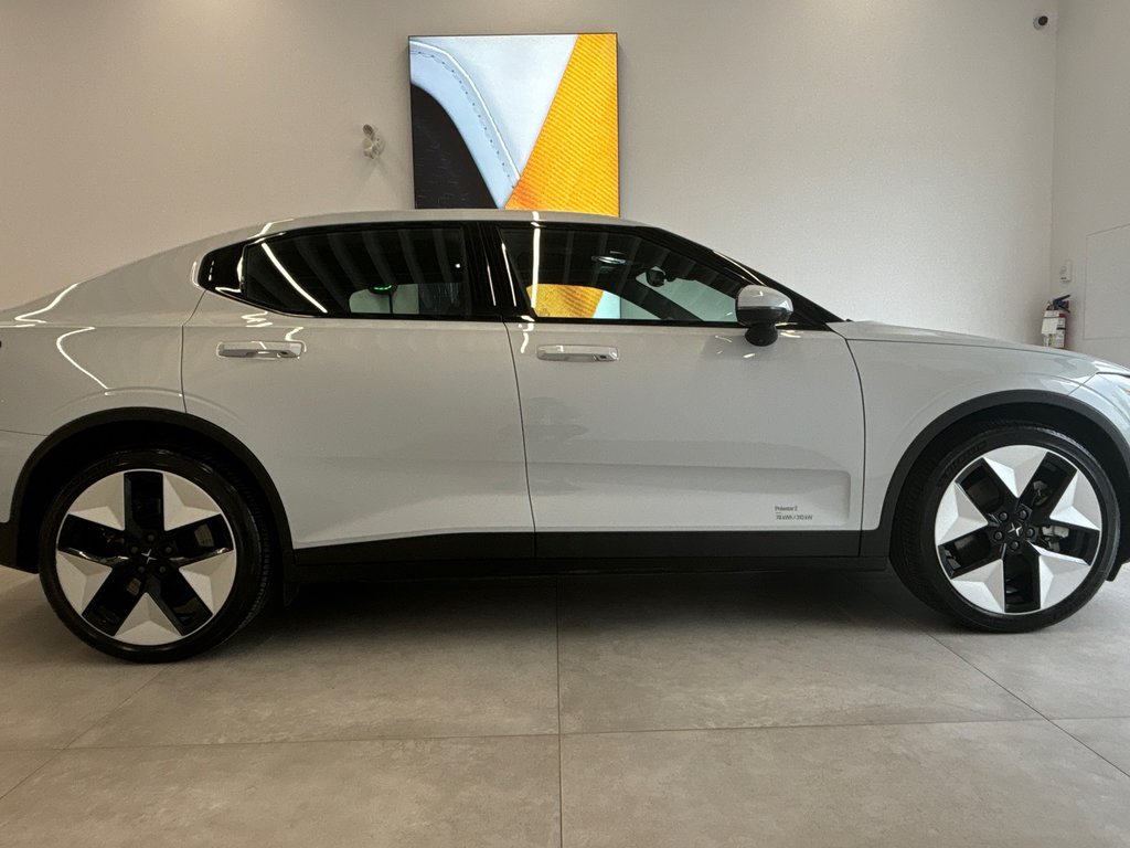 Polestar 2 Plus 2024 à Laval, Québec - 9 - w1024h768px