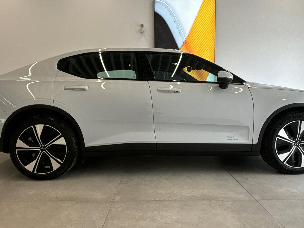 Polestar 2 Plus 2024 à Laval, Québec - 7 - w1024h768px
