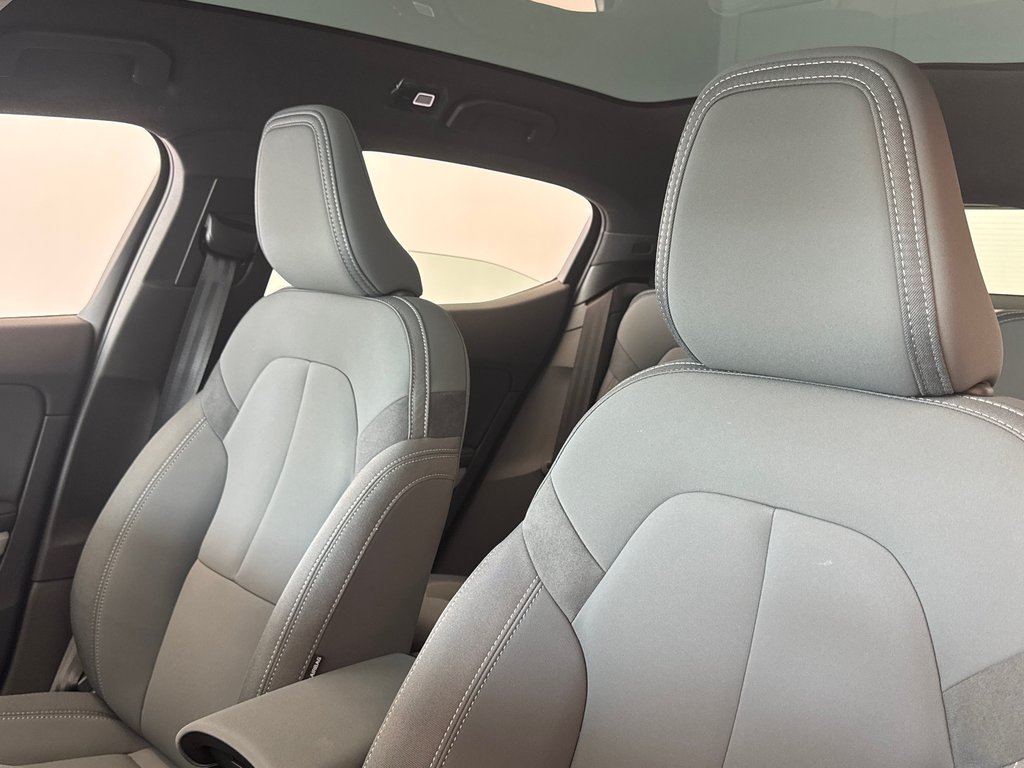 2024 Polestar 2 Plus in Laval, Quebec - 9 - w1024h768px