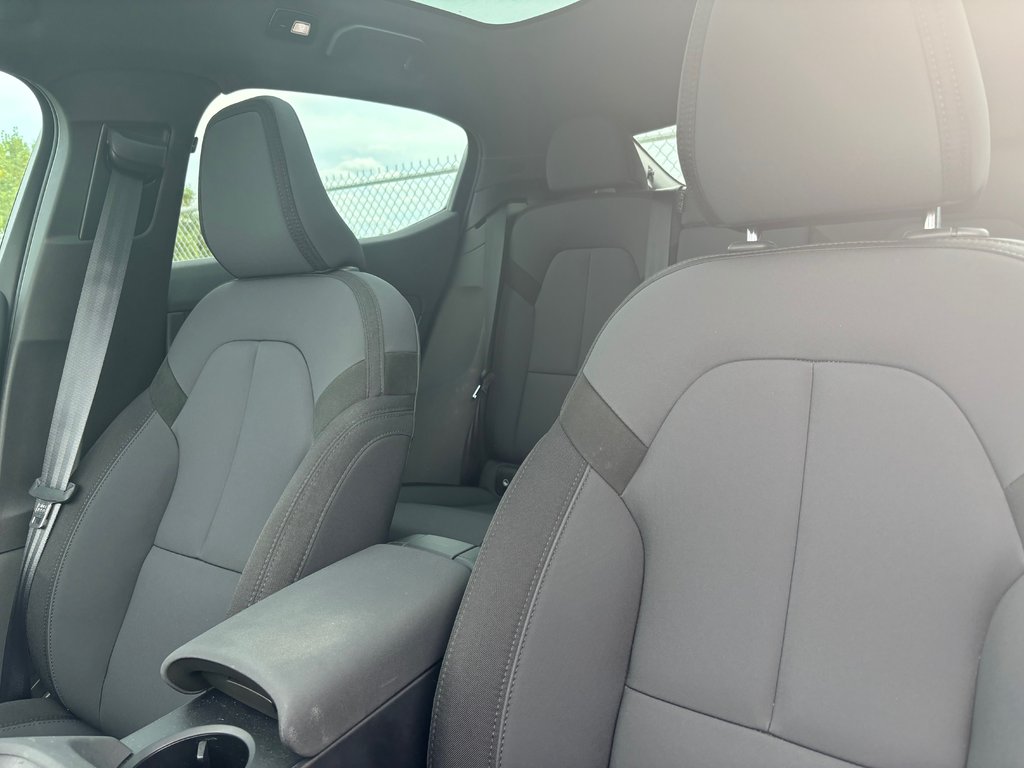 2024 Polestar 2 Plus in Laval, Quebec - 6 - w1024h768px