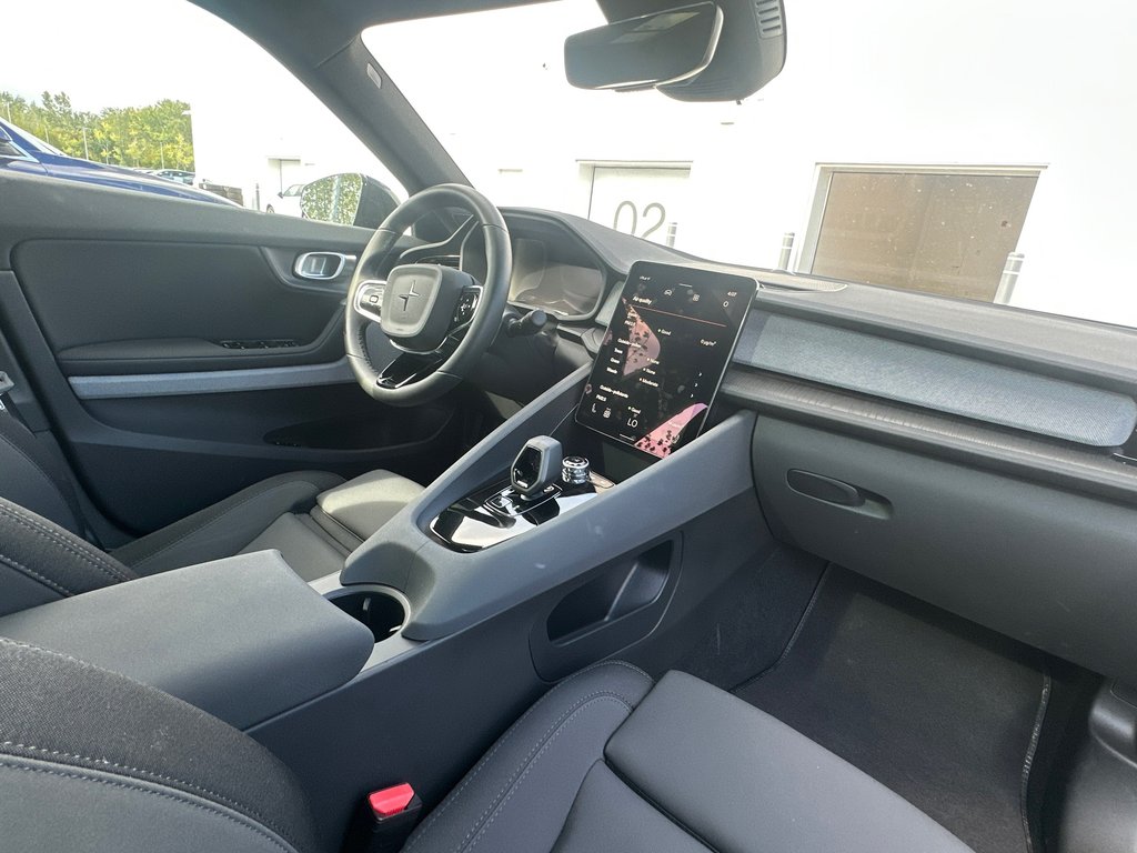 Polestar 2 Plus 2024 à Laval, Québec - 7 - w1024h768px