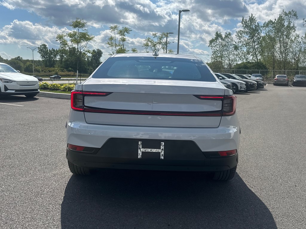Polestar 2 Plus 2024 à Laval, Québec - 5 - w1024h768px