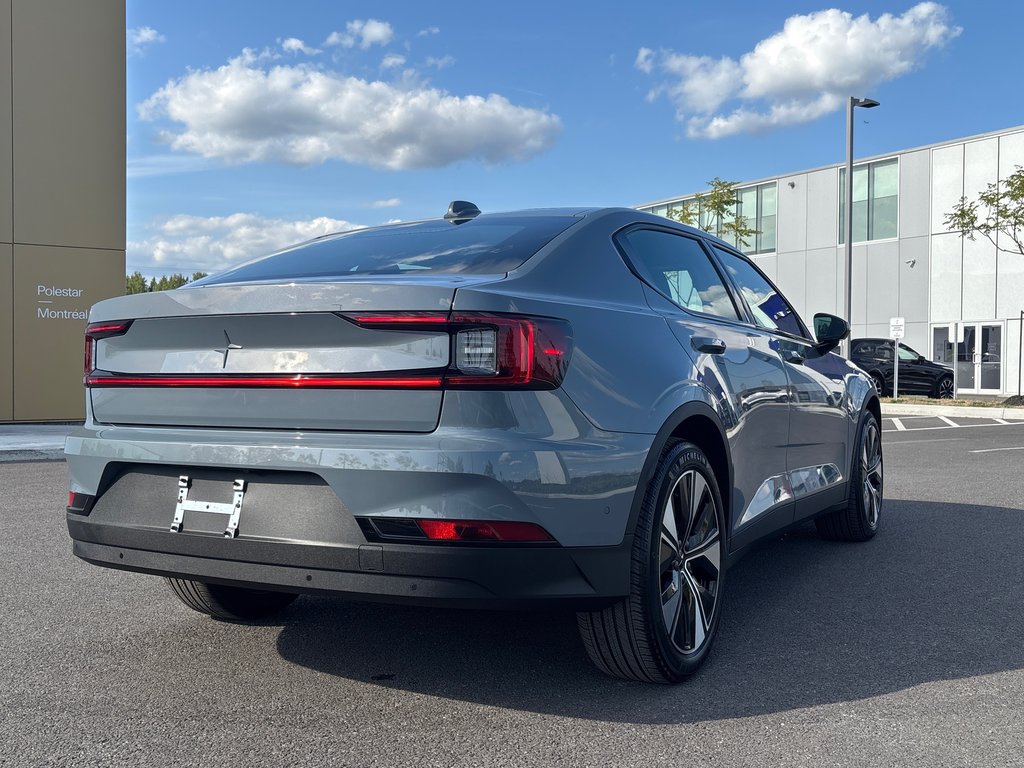Polestar 2 Plus 2024 à Laval, Québec - 3 - w1024h768px