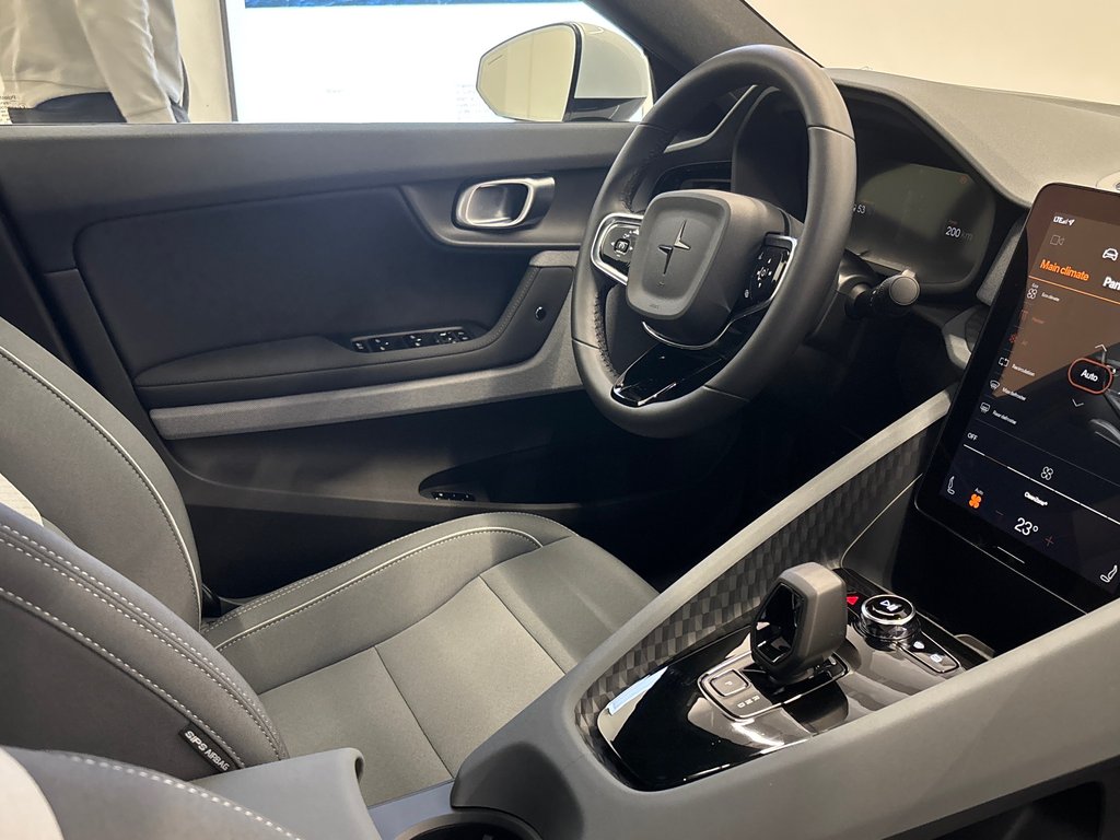 Polestar 2 BASE 2024 à Laval, Québec - 13 - w1024h768px