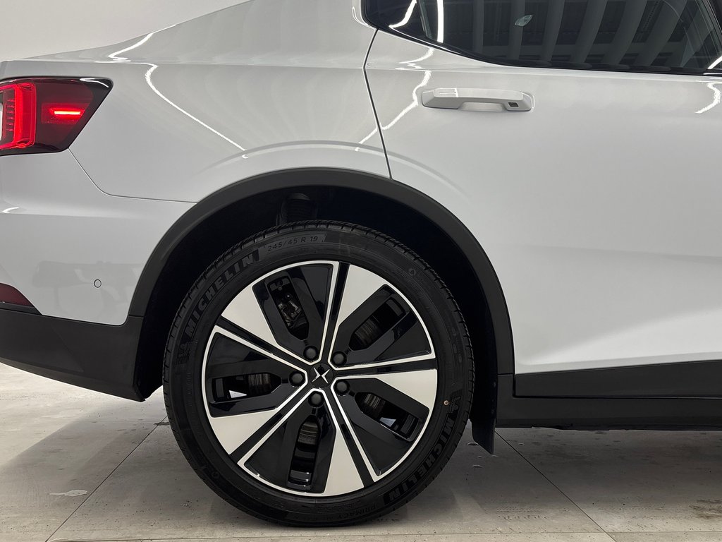 Polestar 2 BASE 2024 à Laval, Québec - 15 - w1024h768px