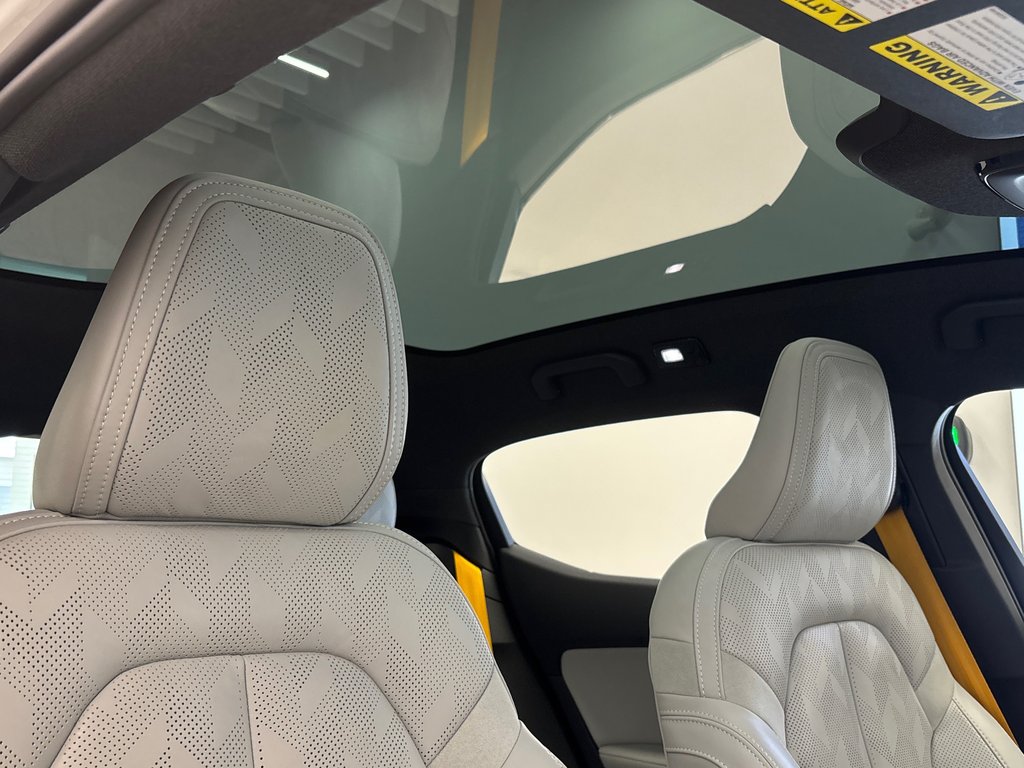 2024 Polestar 2 Performance Plus in Laval, Quebec - 12 - w1024h768px