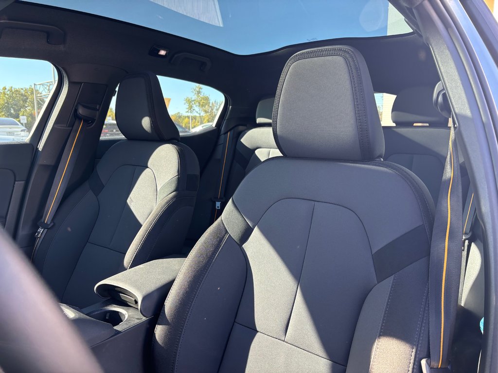 2025 Polestar 2 LRDM PILOT & PLUS PACKS in Laval, Quebec - 5 - w1024h768px
