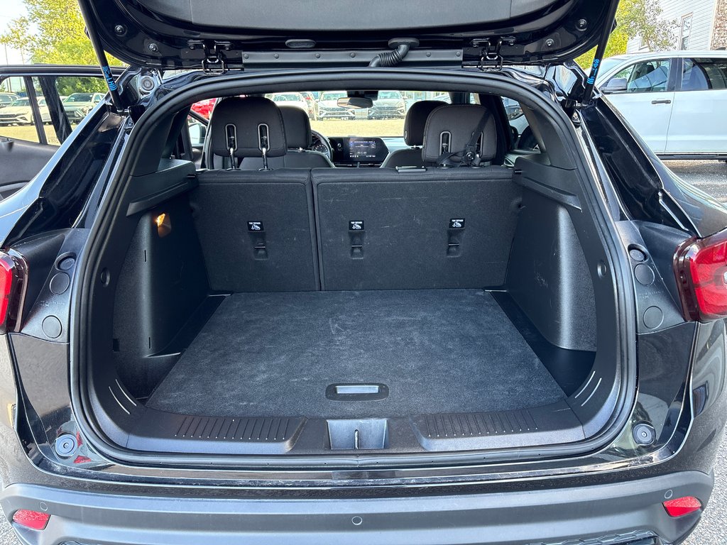 2025 Chevrolet Trax RS in Sydney, Nova Scotia - 8 - w1024h768px