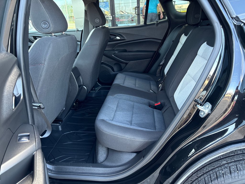 2025 Chevrolet Trax RS in Sydney, Nova Scotia - 7 - w1024h768px