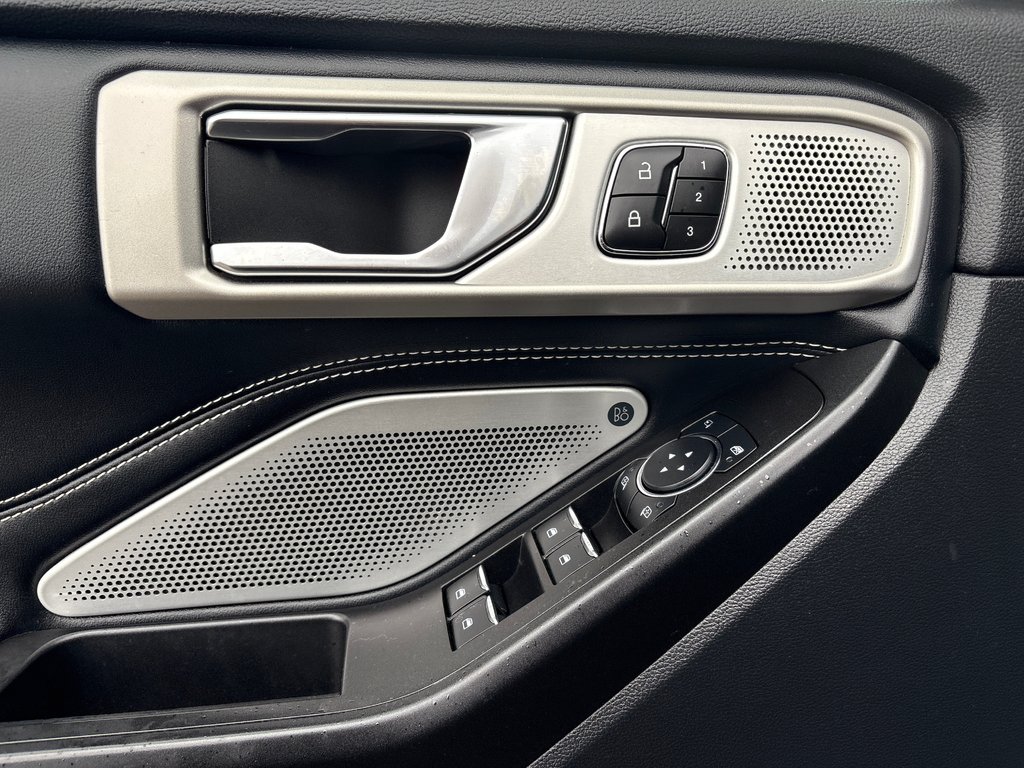 2020 Ford Explorer ST in Sydney, Nova Scotia - 10 - w1024h768px