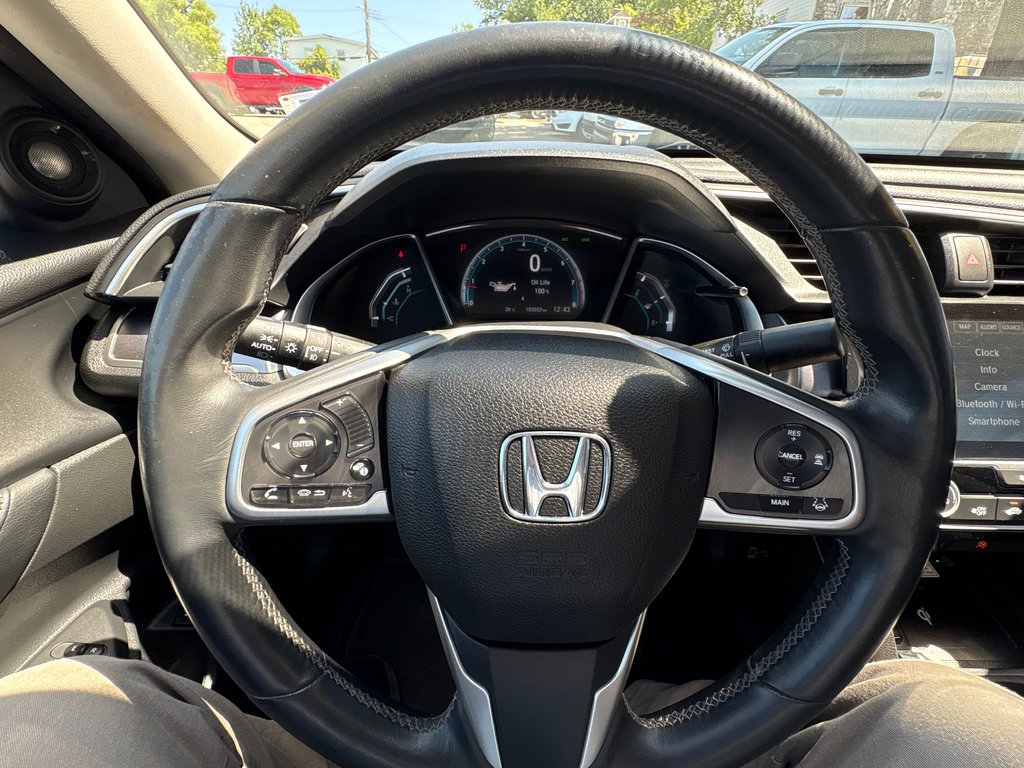 2018 Honda Civic Sedan Touring in Sydney, Nova Scotia - 10 - w1024h768px