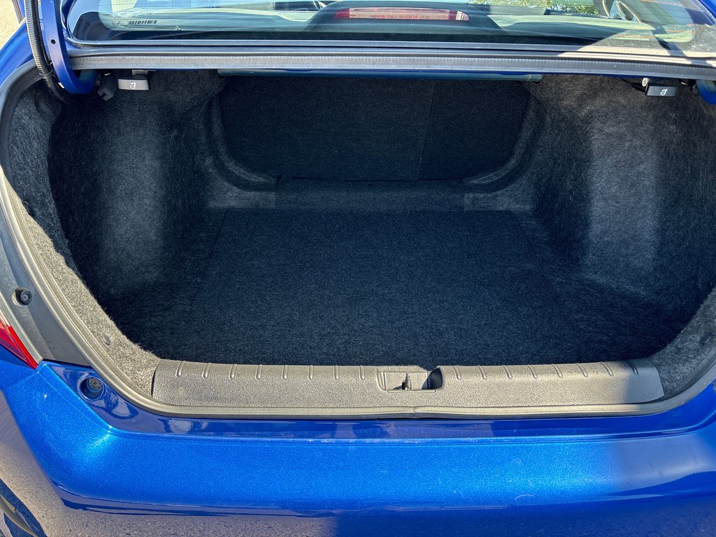 2018 Honda Civic Sedan Touring in Sydney, Nova Scotia - 8 - w1024h768px