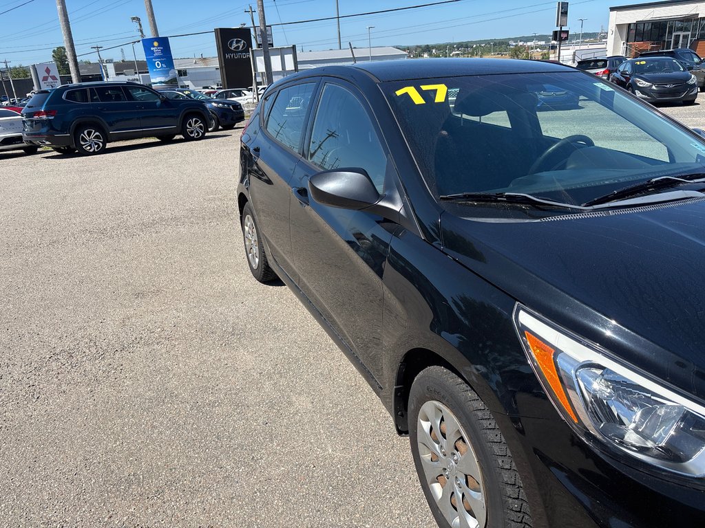 2017 Hyundai Accent GL in Sydney, Nova Scotia - 3 - w1024h768px