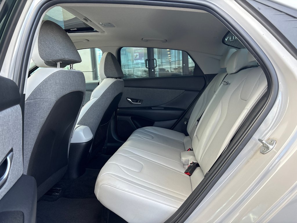 2023 Hyundai Elantra Hybrid Luxury in Sydney, Nova Scotia - 7 - w1024h768px