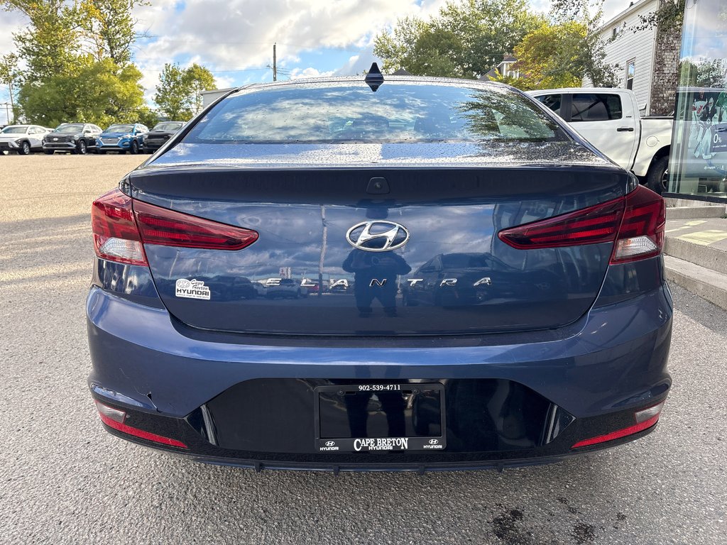 2019 Hyundai Elantra Preferred in Sydney, Nova Scotia - 3 - w1024h768px