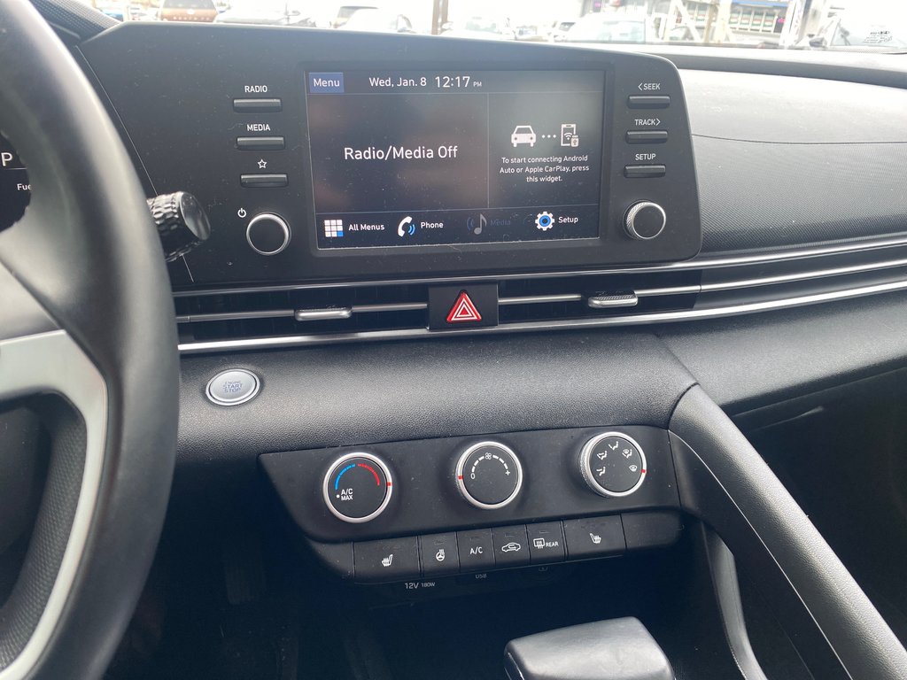 2021 Hyundai Elantra Preferred in Sydney, Nova Scotia - 8 - w1024h768px