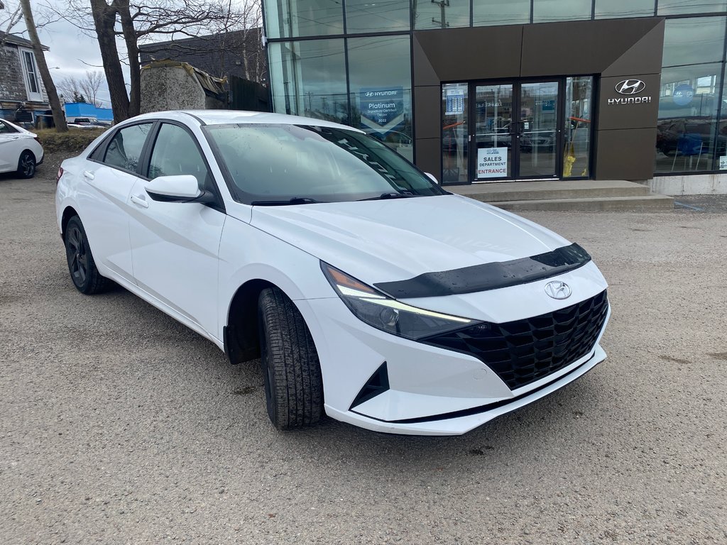 2021 Hyundai Elantra Preferred in Sydney, Nova Scotia - 2 - w1024h768px