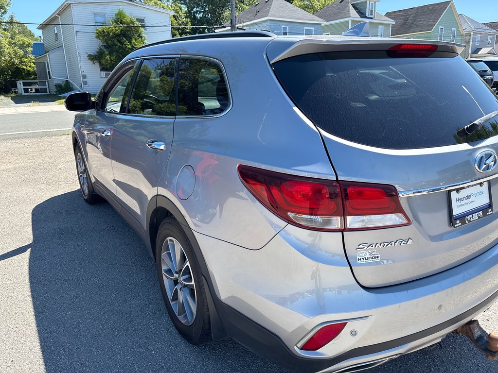 2018 Hyundai Santa Fe XL Premium in Sydney, Nova Scotia - 4 - w1024h768px