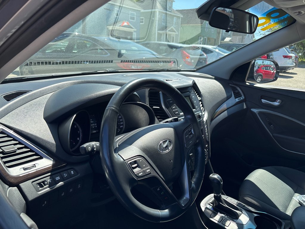 2018 Hyundai Santa Fe XL Premium in Sydney, Nova Scotia - 5 - w1024h768px