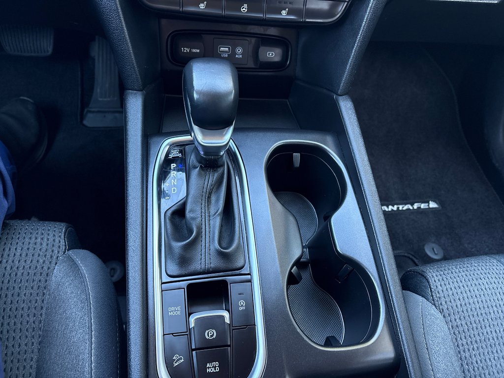 2019 Hyundai Santa Fe Essential in Sydney, Nova Scotia - 13 - w1024h768px