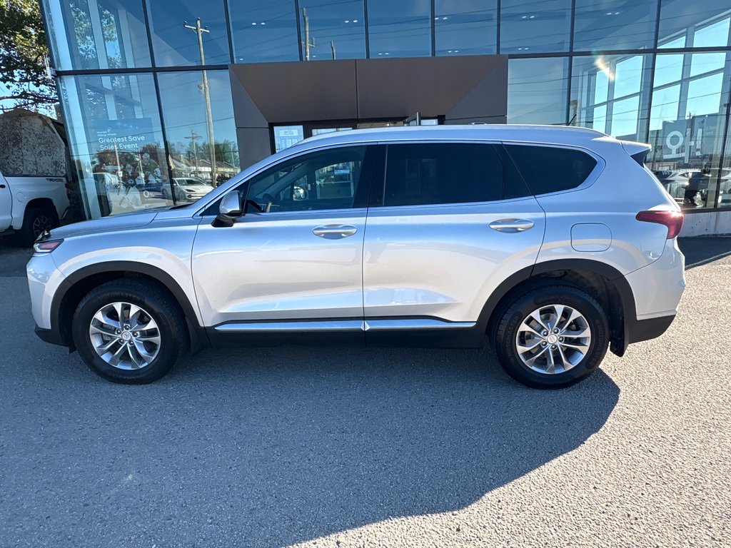 2019 Hyundai Santa Fe Essential in Sydney, Nova Scotia - 3 - w1024h768px