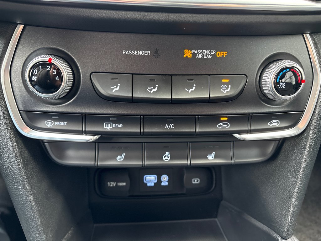 2020 Hyundai Santa Fe Essential in Sydney, Nova Scotia - 12 - w1024h768px