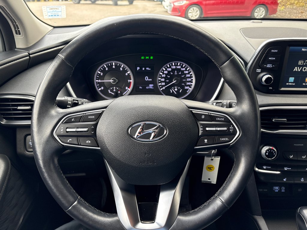 2020 Hyundai Santa Fe Essential in Sydney, Nova Scotia - 10 - w1024h768px