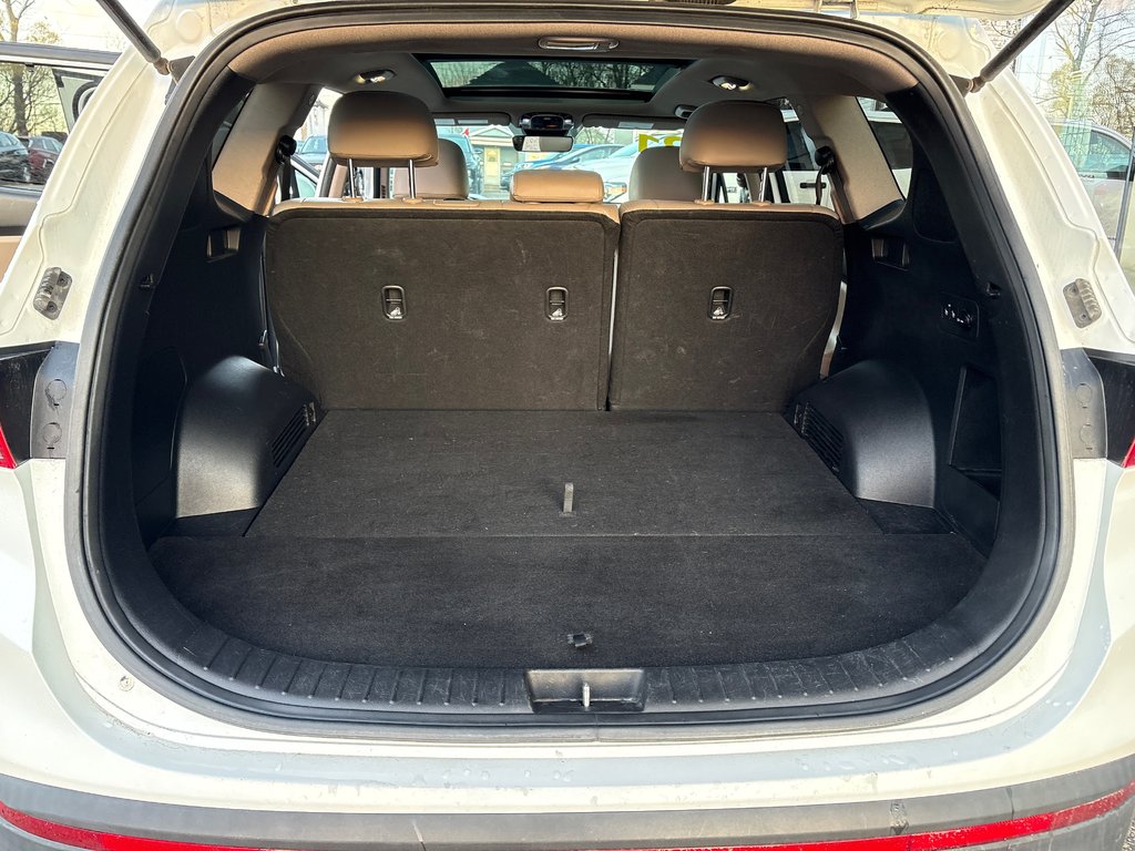 2021 Hyundai Santa Fe Preferred in Sydney, Nova Scotia - 8 - w1024h768px